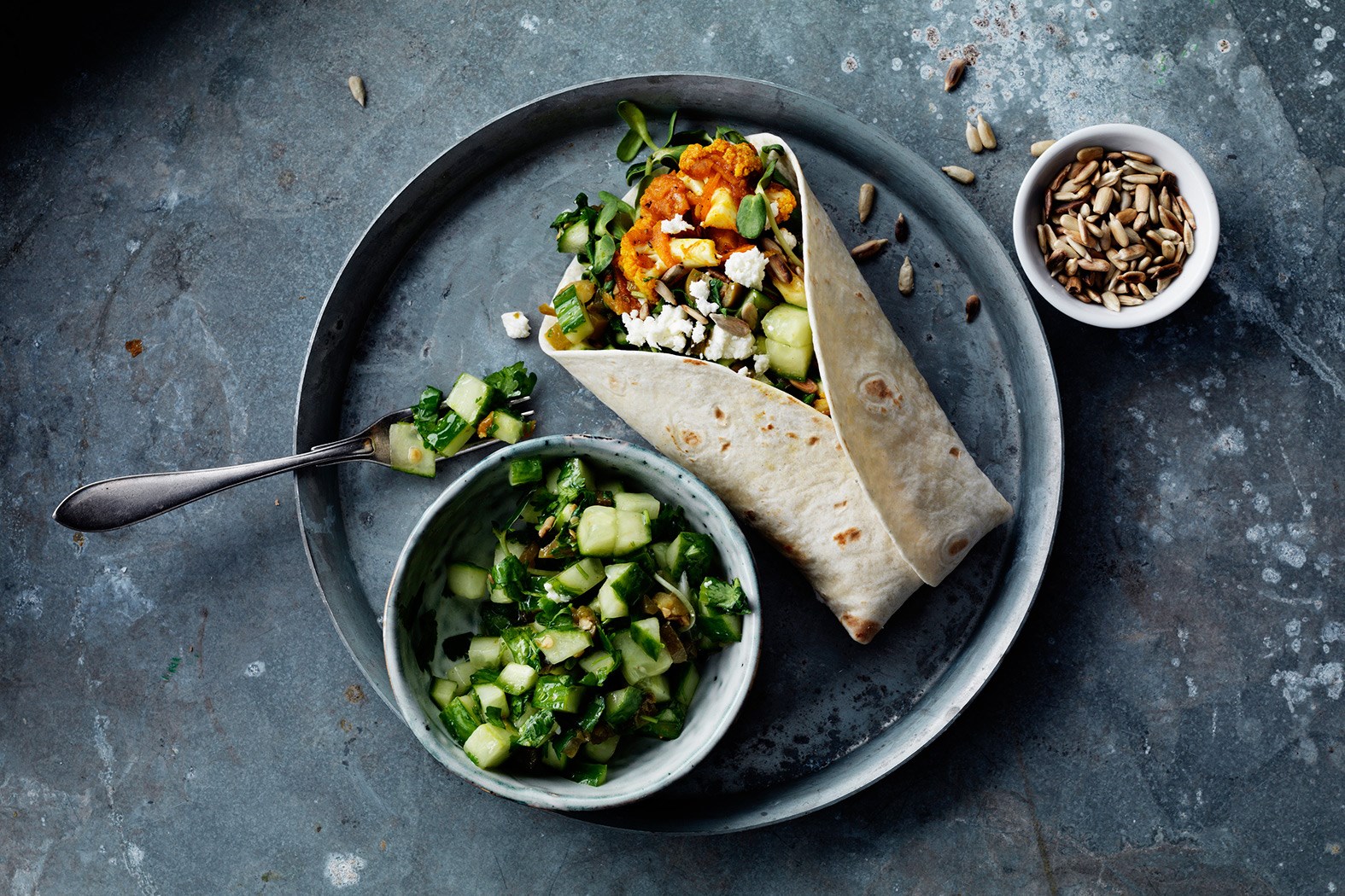 Sweetpotato fajita med agurk & Jalapeño salat