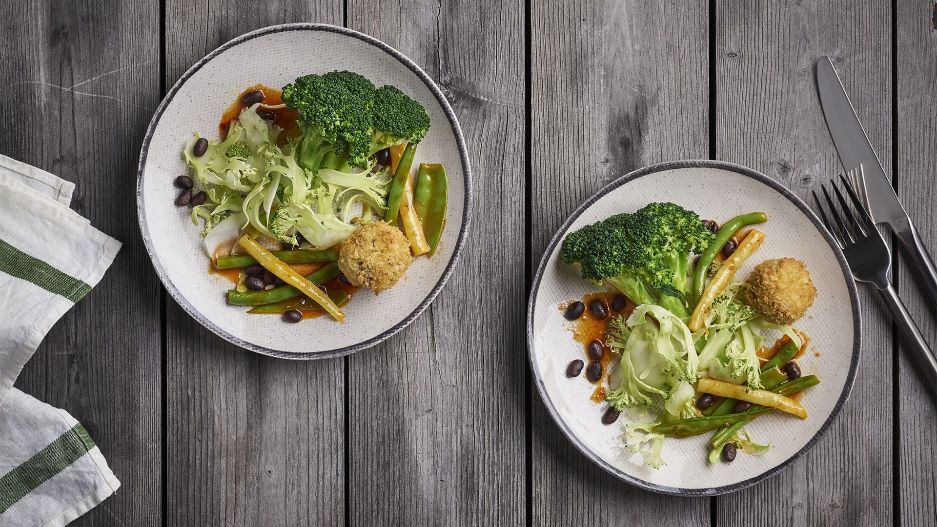 Broccoli med Pulled Oats-friteret risbolle