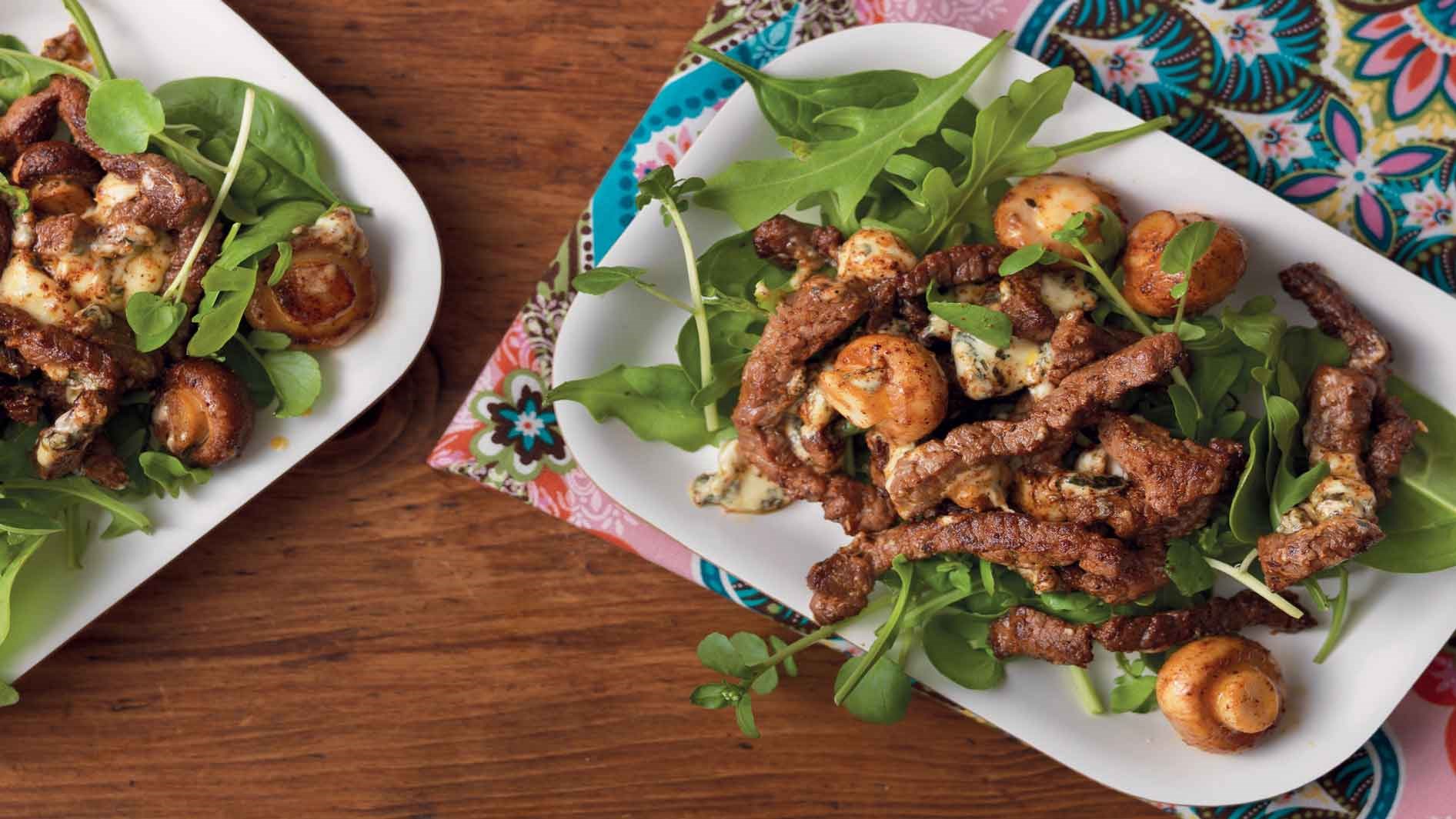 Fajita Steak and Blue Cheese Salad