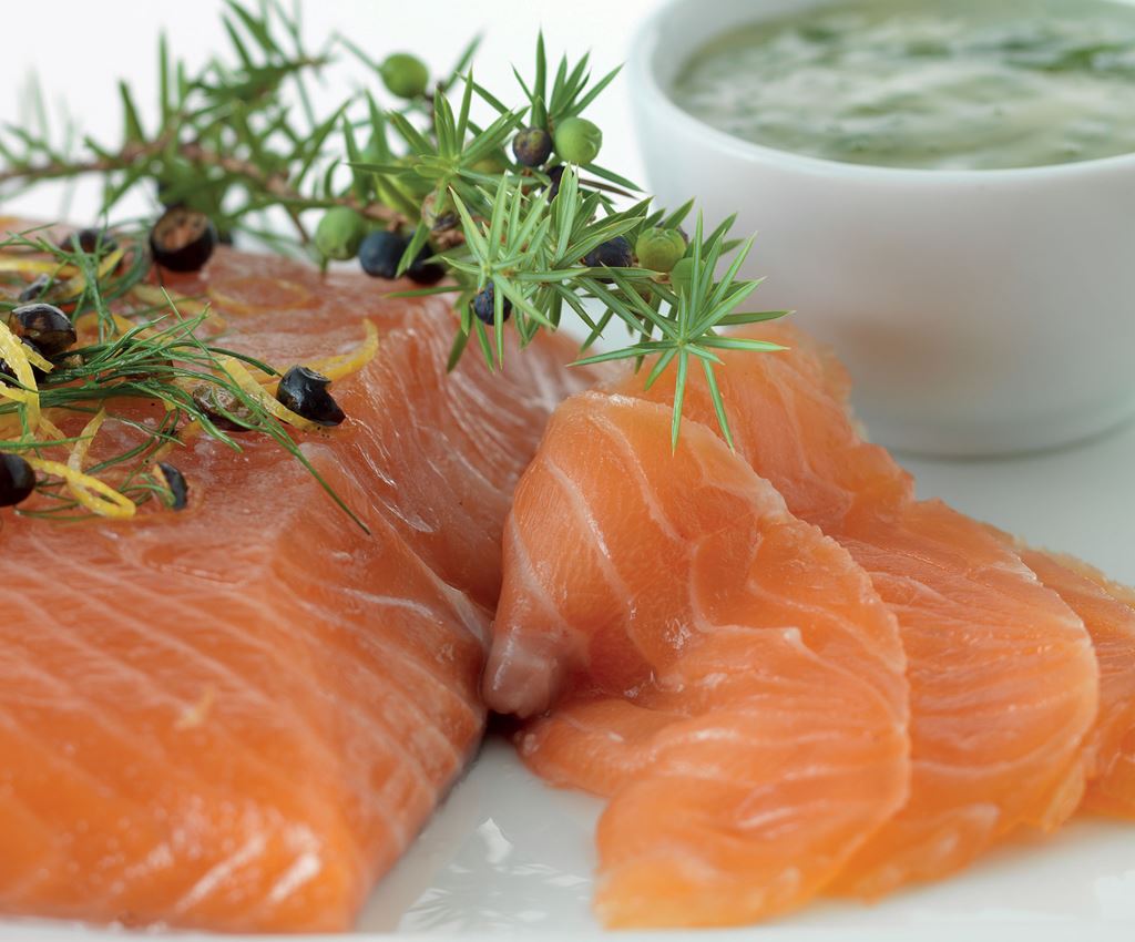 Gemarineerde zalm met jeneverbessen